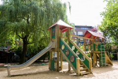 kita-sterntaler-Klettergerüst