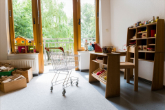 kita-sterntaler-wolken-Kaufladen , links Bauecke im Nebenraum